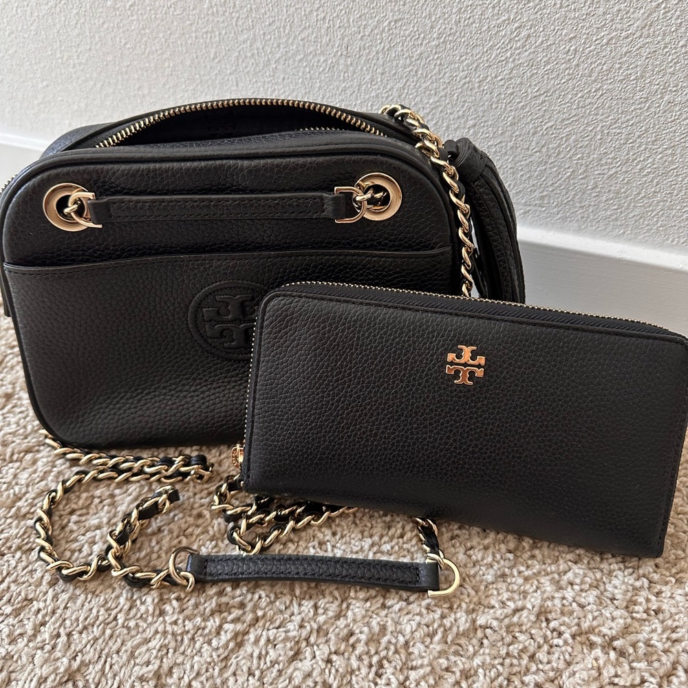 Tory Burch Tassle bag and wallet